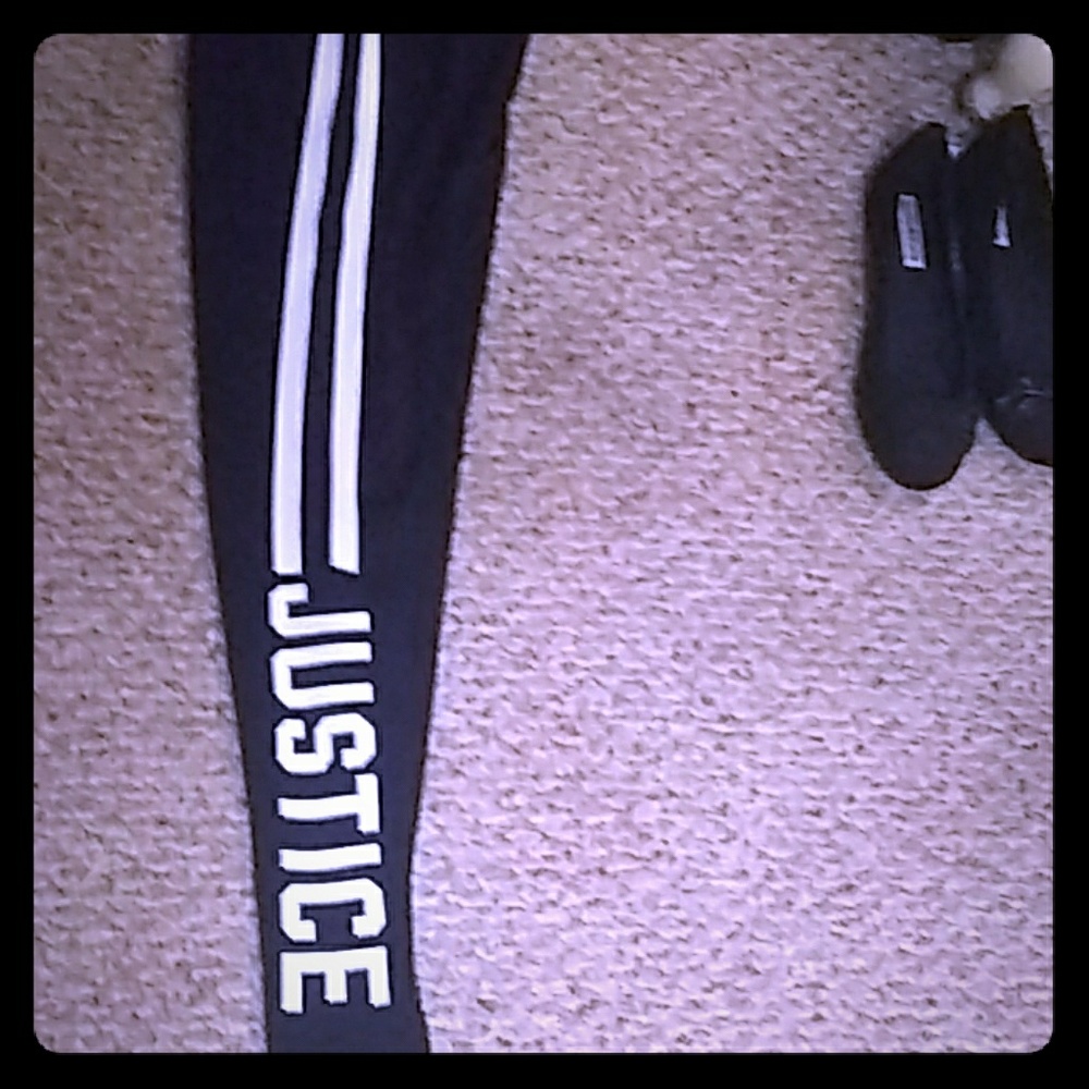 Black leggings